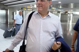 Πέταξε... για Βέλγιο το ΑΠΟΕΛ - Μαζί του το kerkida.net (Φώτος)