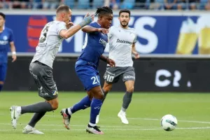 Γάνδη - ΑΠΟΕΛ: Άδικο 2-0 και έχει μπροστά του... βουνό (φώτος)