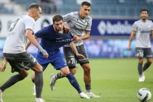 Γάνδη - ΑΠΟΕΛ: Άδικο 2-0 και έχει μπροστά του... βουνό (φώτος)