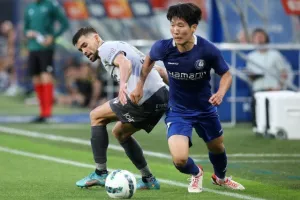 Γάνδη - ΑΠΟΕΛ: Άδικο 2-0 και έχει μπροστά του... βουνό (φώτος)