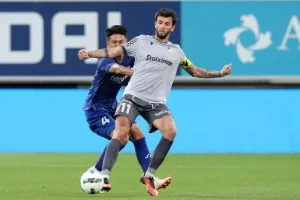 Γάνδη - ΑΠΟΕΛ: Άδικο 2-0 και έχει μπροστά του... βουνό (φώτος)