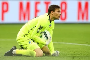 Γάνδη - ΑΠΟΕΛ: Άδικο 2-0 και έχει μπροστά του... βουνό (φώτος)