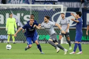 Γάνδη - ΑΠΟΕΛ: Άδικο 2-0 και έχει μπροστά του... βουνό (φώτος)