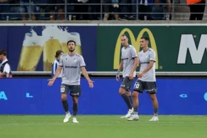 Γάνδη - ΑΠΟΕΛ: Άδικο 2-0 και έχει μπροστά του... βουνό (φώτος)