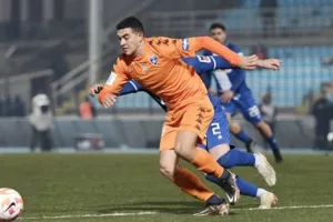 Ολυμπιακός: "O Λοβέρα έχει τρεις προτάσεις από ομάδες της χώρας του"