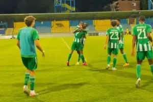 Ξανά ΙΣΤΟΡΙΑ! Μετά το πρωτάθλημα και το Σούπερ Καπ, για πρώτη φορά στους ΟΜΙΛΟΥΣ! 