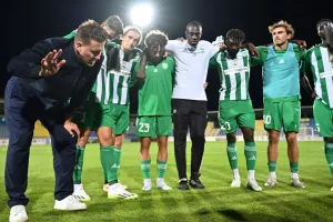 Τους μάζεψε, τους συνεχάρη και... έδωσε το σύνθημα! (Φώτος)