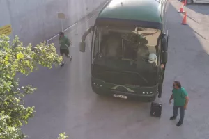 Ομόνοια/ Άφιξη με... ντόπες! (Φώτος/Βίντεο)