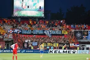 Πορτοκαλί: "Τον κόσμο όλο θρύλε αναστατώνω..."