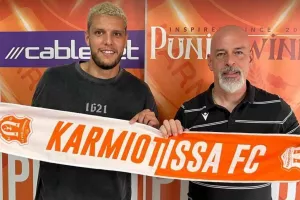 Υπέγραψε ο Karim Rossi!