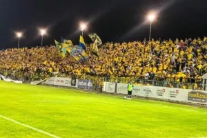 Μήνυμα ΑΕΛ: "Αφοσίωση! Για σένα υπάρχω και ζω"!