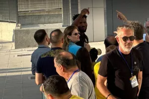 Πόλος έλξης ο Χέντι! (Φώτος)