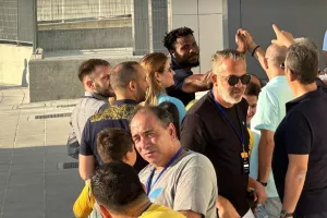 Πόλος έλξης ο Χέντι! (Φώτος)