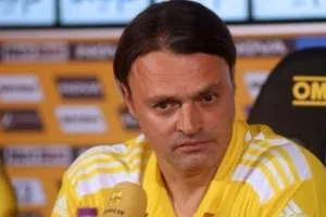 Αναχωρεί από την Θεσσαλονίκη ο Παλίκουτσα λόγω σοβαρού προβλήματος υγείας
