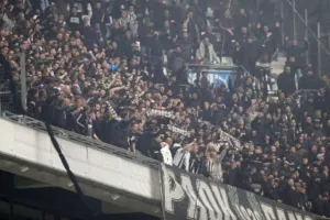 Η UEFA απαγόρευσε τις μετακινήσεις οπαδών στο ζευγάρι Χάιντουκ - ΠΑΟΚ