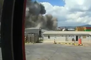 Η στιγμή της τρομακτικής έκρηξης σε λιμάνι της Τουρκίας (βίντεο)