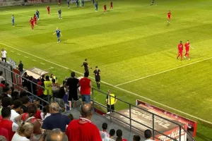 Πέναλτι μέσω on-field review / Το έπιασε ο Λέουβενμπεργκ