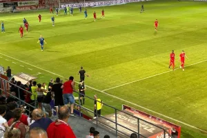 Πέναλτι μέσω on-field review / Το έπιασε ο Λέουβενμπεργκ