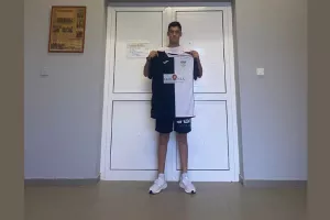 Έκλεισε Προδρόμου