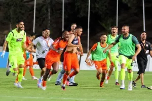 Καρμιώτισσα - Ομόνοια: Γκέλα... ολκής στο φινάλε! (φώτος)