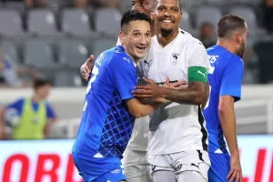 Απόλλων - Πάφος FC: Φιλική νίκη με Ντόνιο και γκολάρα... Κβίντα (φώτος)