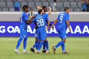 Απόλλων - Πάφος FC: Φιλική νίκη με Ντόνιο και γκολάρα... Κβίντα (φώτος)