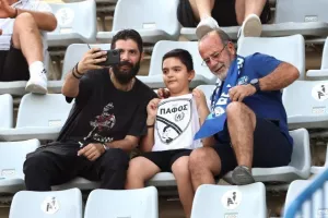 (ΦΩΤΟΡΕΠΟΡΤΑΖ) Ο κόσμος στο "Στέλιος Κυριακίδης"