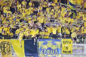 Τα εισιτήρια για το πρώτο εντός