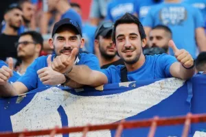 Φωτορεπορτάζ/Ο κόσμος στο Οθέλλος-Ανόρθωση