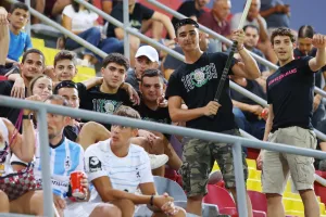 Φωτορεπορτάζ/Ο κόσμος στο Οθέλλος-Ανόρθωση