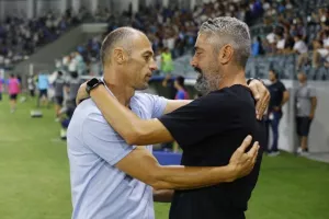Απόλλων - Οθέλλος: "Στραβή" πρεμιέρα, κόλλησαν... οι "γαλάζιοι", άντεξαν οι Αθηαινίτες! (φώτος)
