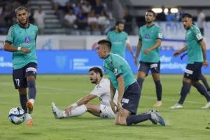 Απόλλων - Οθέλλος: "Στραβή" πρεμιέρα, κόλλησαν... οι "γαλάζιοι", άντεξαν οι Αθηαινίτες! (φώτος)