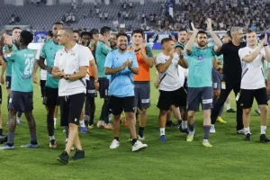 Απόλλων - Οθέλλος: "Στραβή" πρεμιέρα, κόλλησαν... οι "γαλάζιοι", άντεξαν οι Αθηαινίτες! (φώτος)