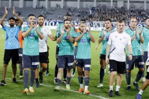 Απόλλων - Οθέλλος: "Στραβή" πρεμιέρα, κόλλησαν... οι "γαλάζιοι", άντεξαν οι Αθηαινίτες! (φώτος)