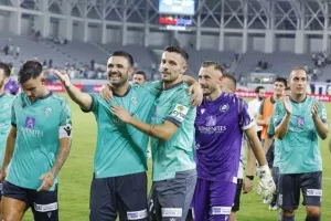 Απόλλων - Οθέλλος: "Στραβή" πρεμιέρα, κόλλησαν... οι "γαλάζιοι", άντεξαν οι Αθηαινίτες! (φώτος)