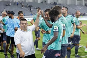 Απόλλων - Οθέλλος: "Στραβή" πρεμιέρα, κόλλησαν... οι "γαλάζιοι", άντεξαν οι Αθηαινίτες! (φώτος)