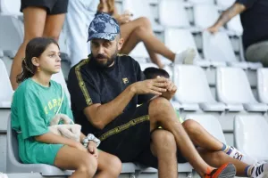 Άρης - ΑΕΚ: Οι... πρωταθλητές ξεκίνησαν με τρίποντο! (φώτος)