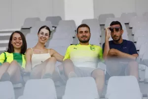 Άρης - ΑΕΚ: Οι... πρωταθλητές ξεκίνησαν με τρίποντο! (φώτος)