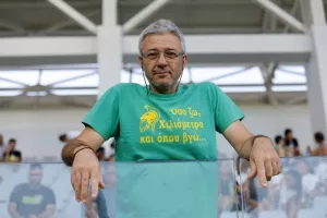 Άρης - ΑΕΚ: Οι... πρωταθλητές ξεκίνησαν με τρίποντο! (φώτος)
