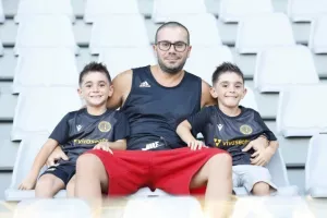 ΑΕΛ - ΑΕΖ: Απίθανο ματς με 7 γκολ, ανατροπές, αποβολές και Παπαφώτη... λυτρωτή! (Φώτος)