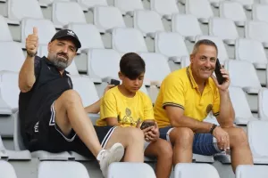 ΑΕΛ - ΑΕΖ: Απίθανο ματς με 7 γκολ, ανατροπές, αποβολές και Παπαφώτη... λυτρωτή! (Φώτος)