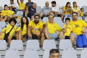 ΑΕΛ - ΑΕΖ: Απίθανο ματς με 7 γκολ, ανατροπές, αποβολές και Παπαφώτη... λυτρωτή! (Φώτος)