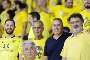 ΑΕΛ - ΑΕΖ: Απίθανο ματς με 7 γκολ, ανατροπές, αποβολές και Παπαφώτη... λυτρωτή! (Φώτος)