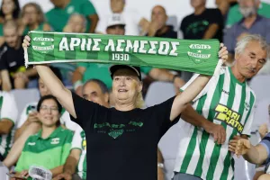 Ο κόσμος στη Λεμεσό (φώτος)