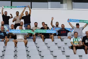 Αναμνηστικό κασκόλ