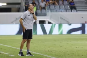 Απόλλων - Πάφος FC: Φιλική νίκη με Ντόνιο και γκολάρα... Κβίντα (φώτος)