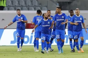 Απόλλων - Πάφος FC: Φιλική νίκη με Ντόνιο και γκολάρα... Κβίντα (φώτος)