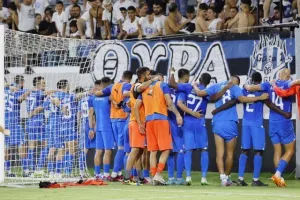 Απόλλων - Πάφος FC: Φιλική νίκη με Ντόνιο και γκολάρα... Κβίντα (φώτος)