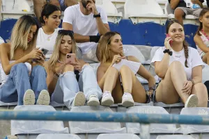 Φωτορεπορτάζ από τον κόσμο στο ΠΑΠ