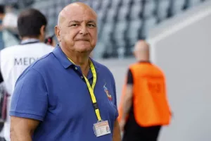 Άρης - ΑΕΚ: Οι... πρωταθλητές ξεκίνησαν με τρίποντο! (φώτος)
